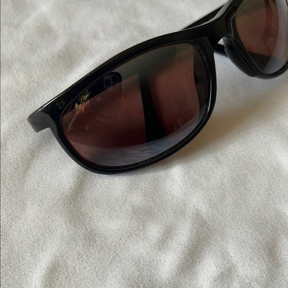 Maui Jim Black Frame Sunglasses with Dark Lenses - Picture 7 of 15